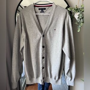 Tommy Hilfiger sweater